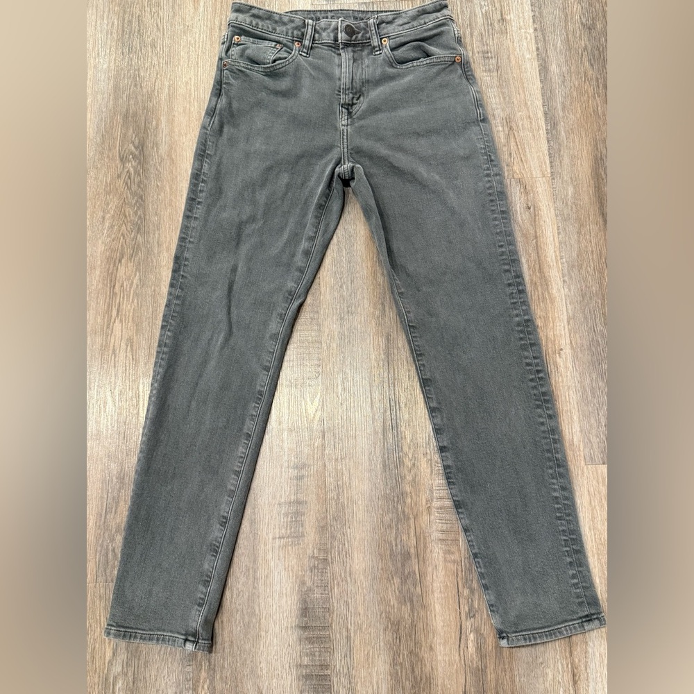 American Eagle Easyflex
Measurements:28x30
Good condition